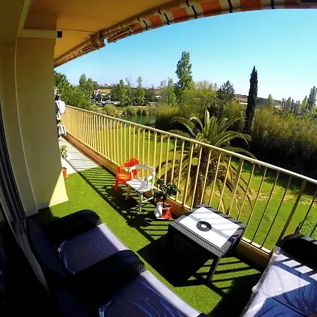 Apartment Climatise Avec Piscines Proche