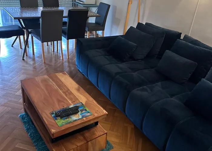 Apartament Climatise Avec Piscines Proche